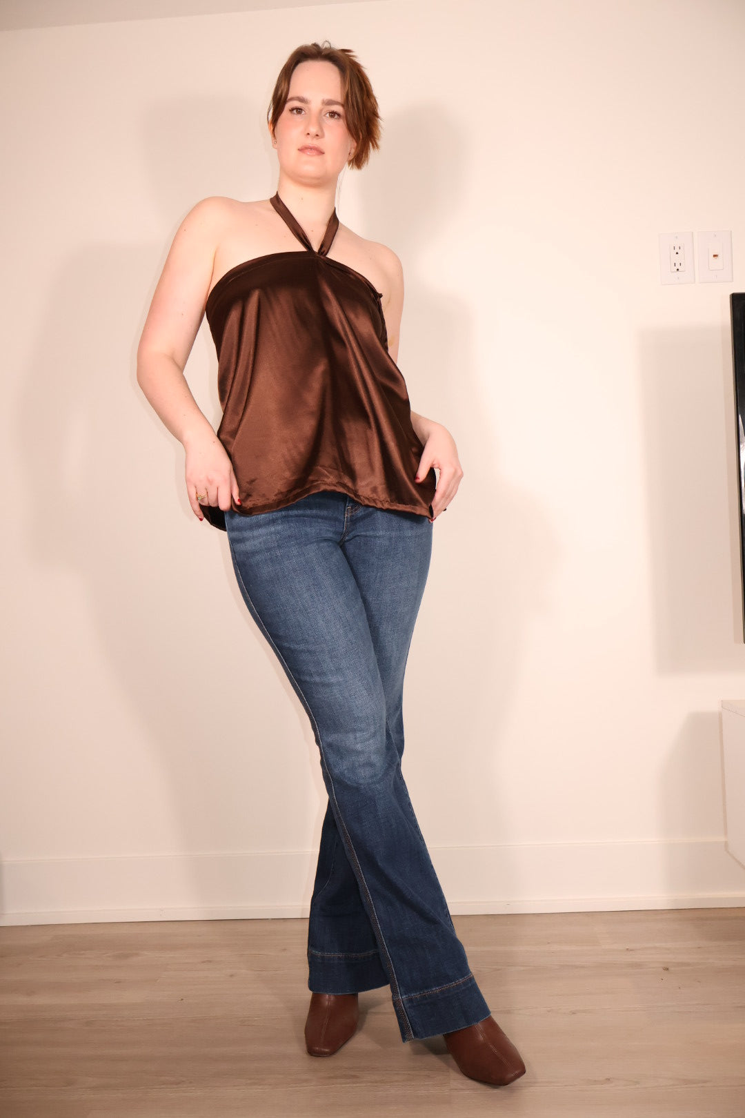 The transition piece (chocolate brown)