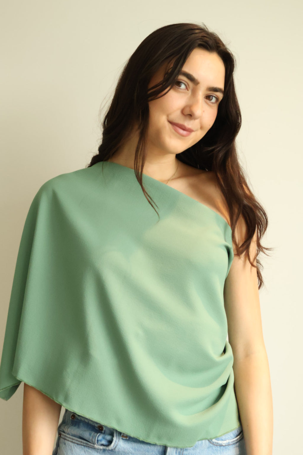 The transitional top (green)